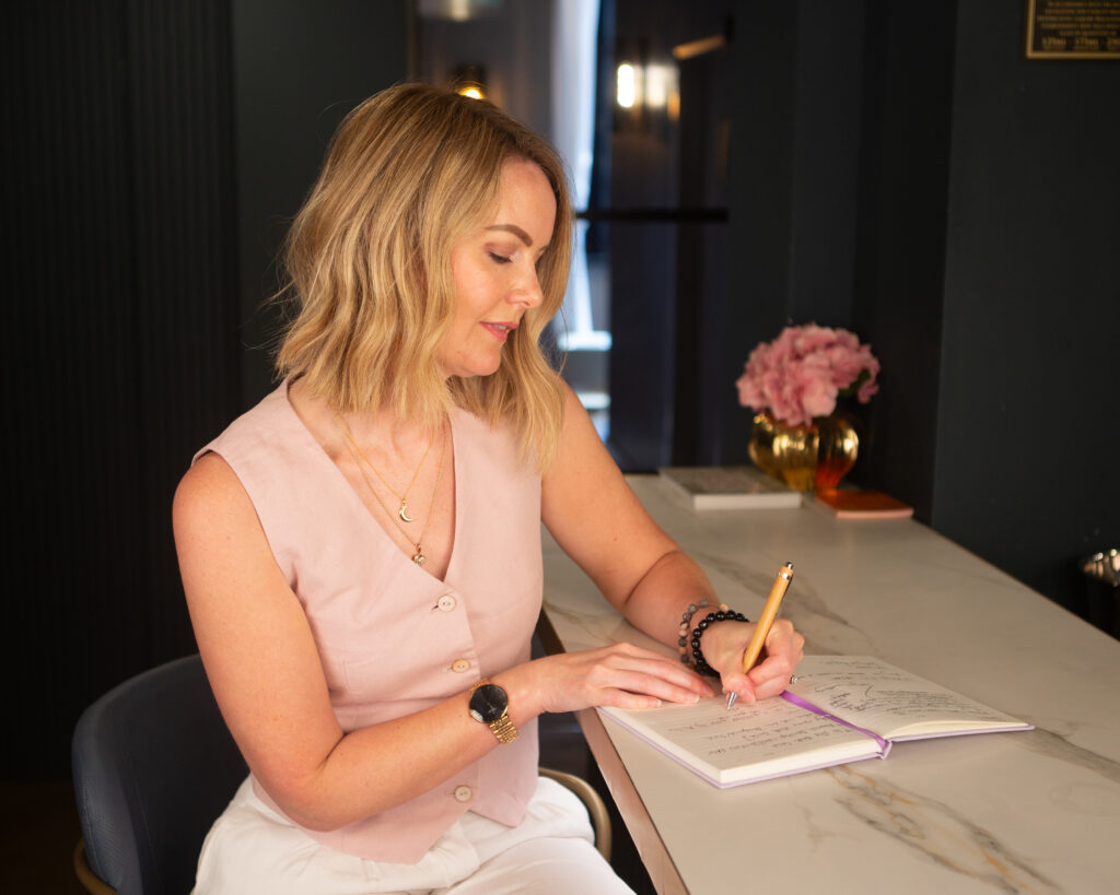 Laura Greenwood Therapy