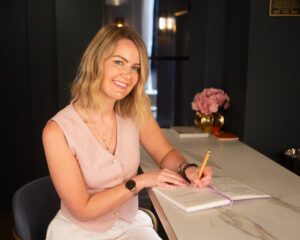 Laura Greenwood Psychotherapist